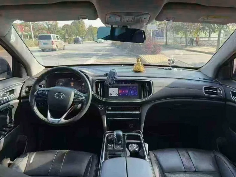 传祺GS8 后面外观一