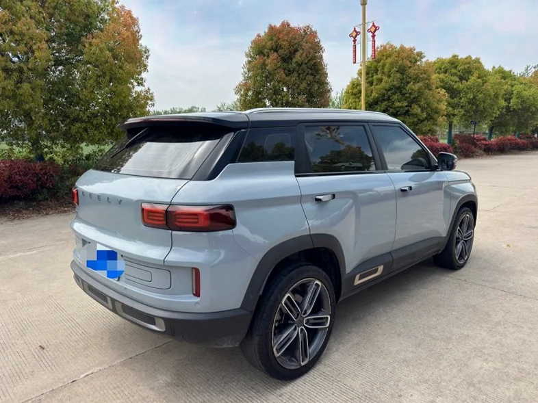 吉利icon 后面外观一