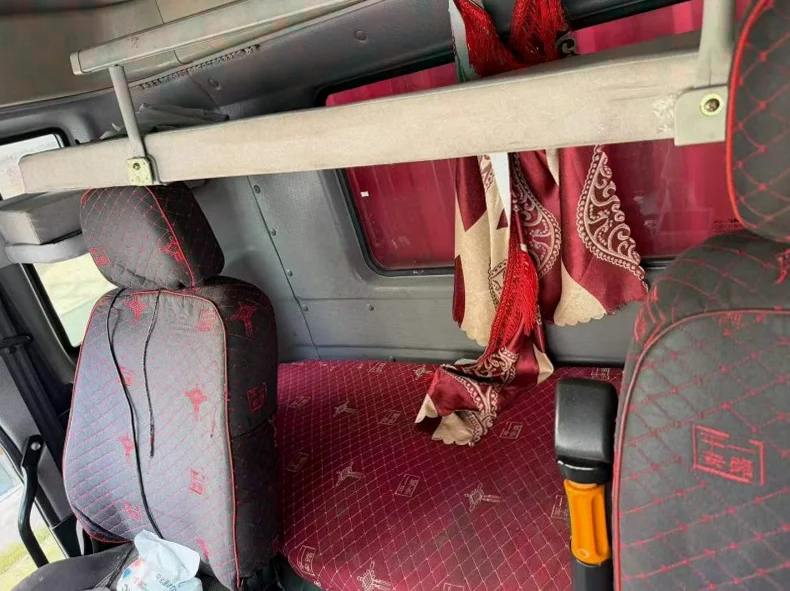 江淮戈尔法 后面外观三