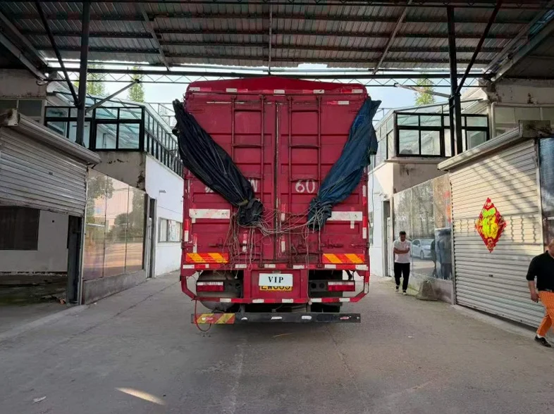 江淮戈尔法 驾驶室