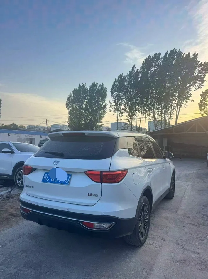 潍柴汽车U70 后面外观二