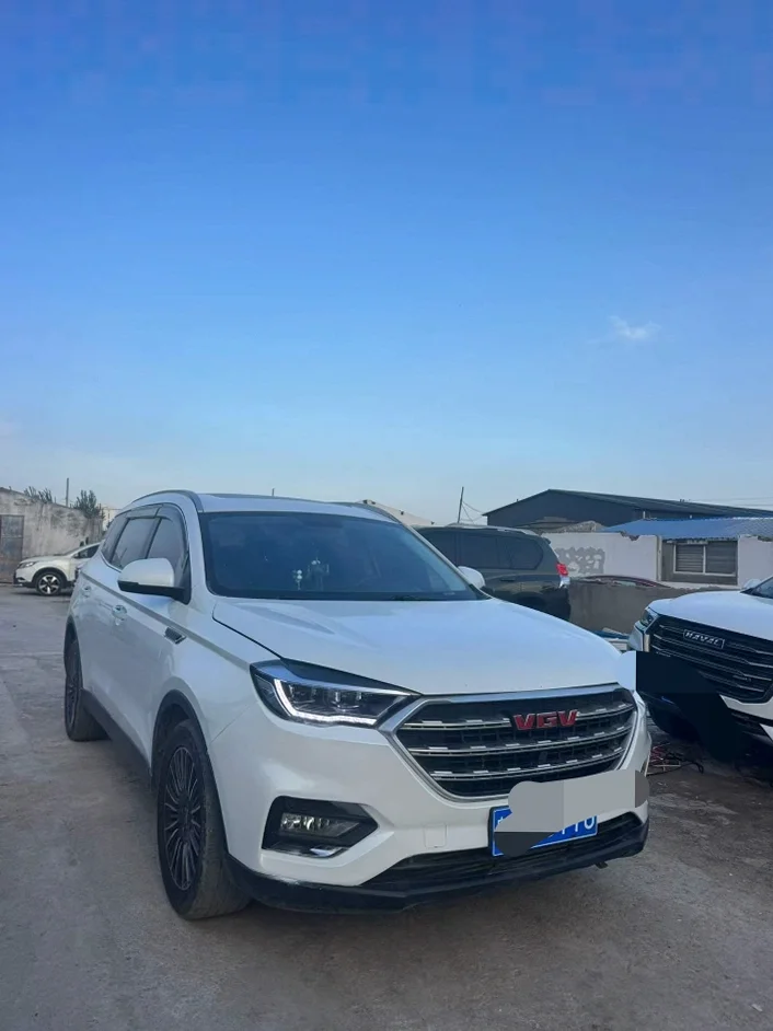 潍柴汽车U70 后面外观一