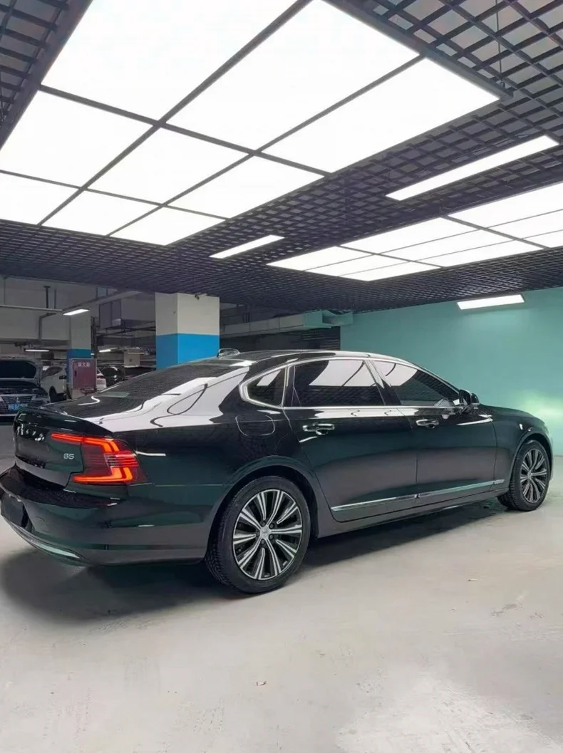 沃尔沃S90 内饰前排