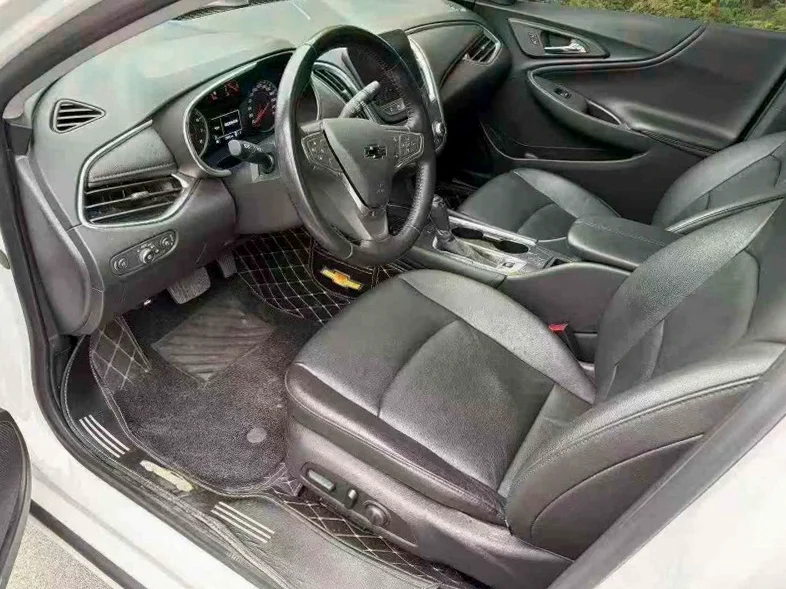 雪佛兰迈锐宝 后面外观一