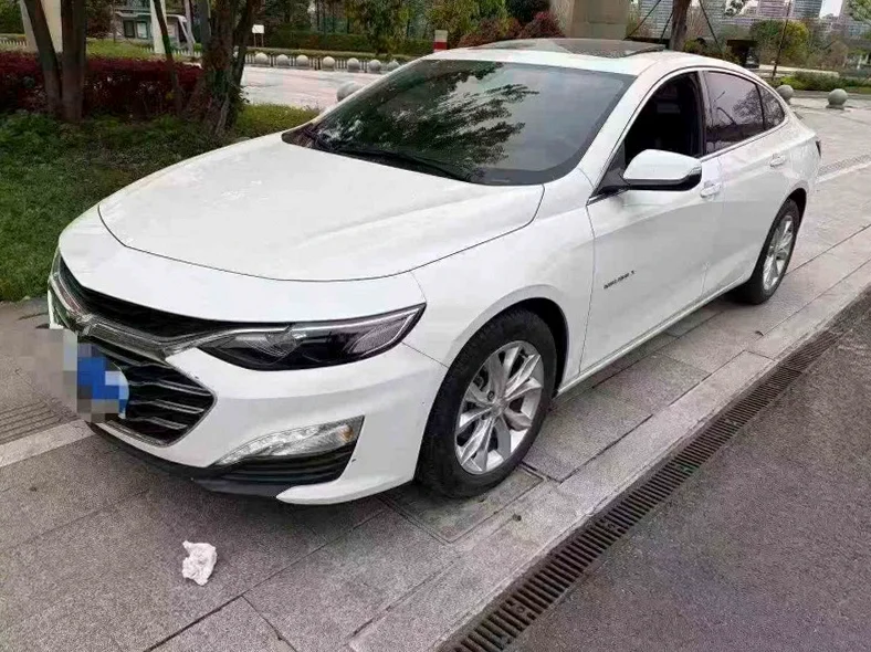 雪佛兰迈锐宝 正面外观三