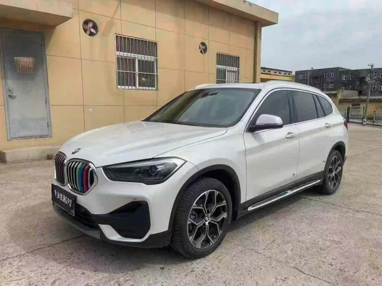 X1宝马 后面外观二