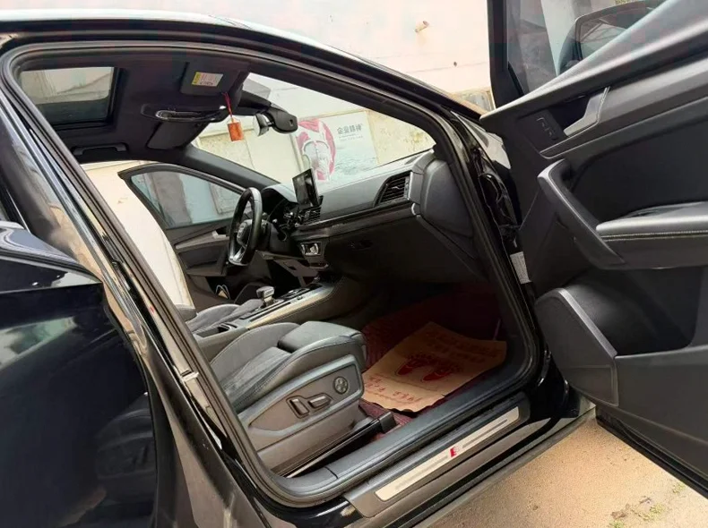 奥迪Q5 后面外观三