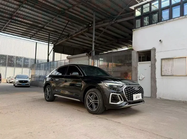 奥迪Q5 正面外观三