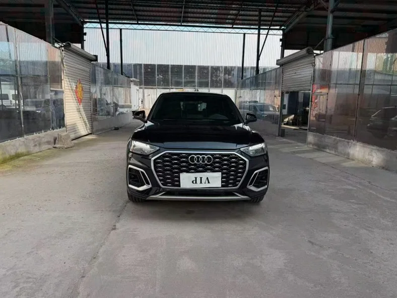 21年奥迪Q5L Sportback四驱顶配