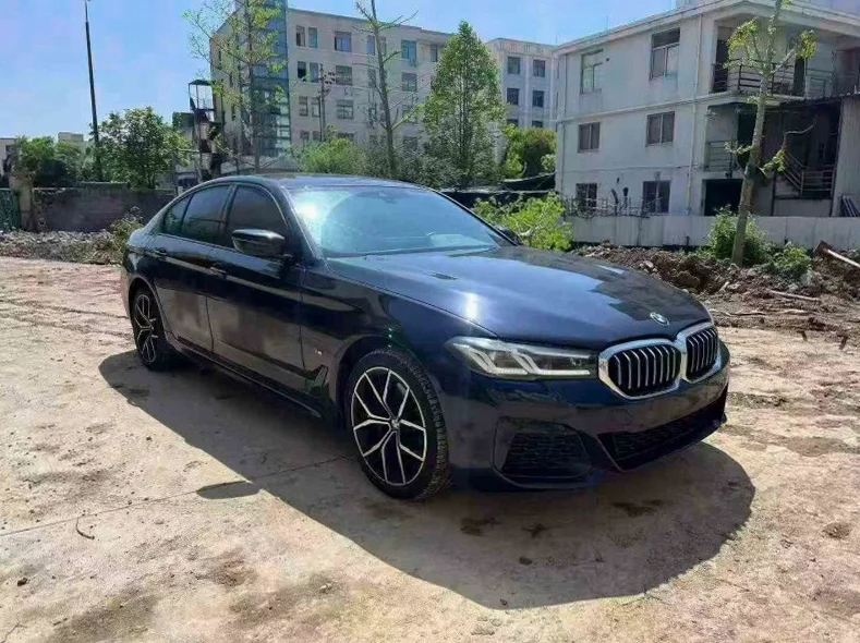 宝马5系 正面外观二