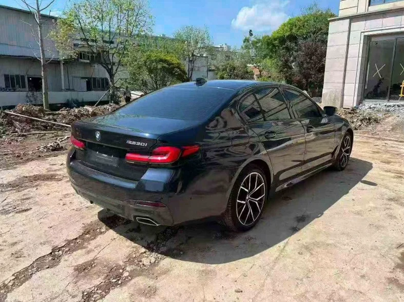 宝马5系 驾驶室