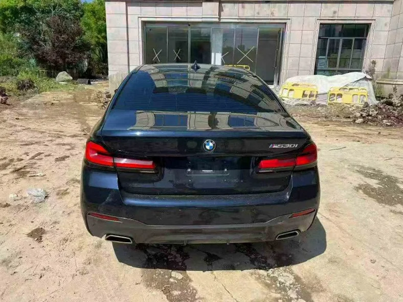 宝马5系 内饰后排