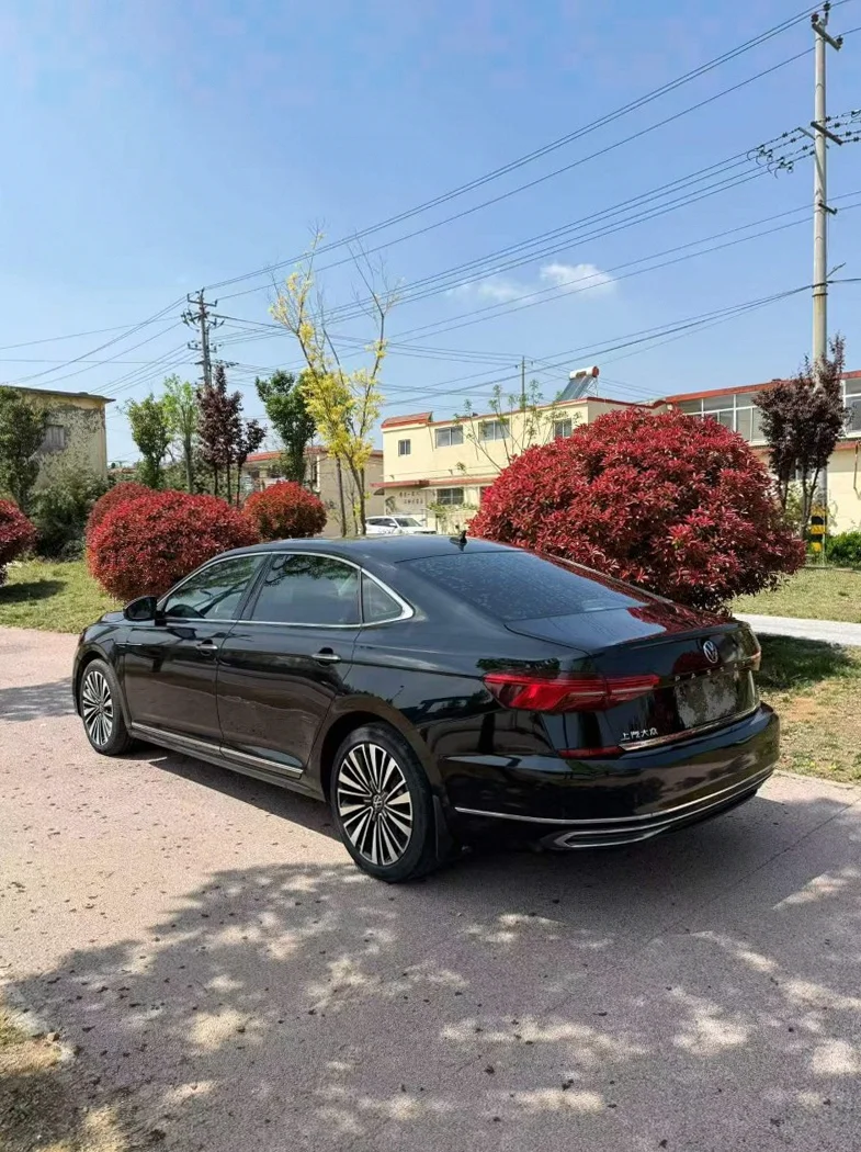 大众帕萨特 内饰前排