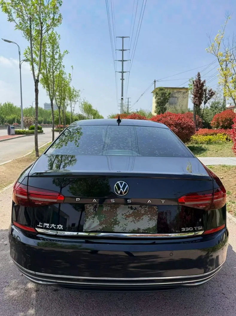 大众帕萨特 驾驶室