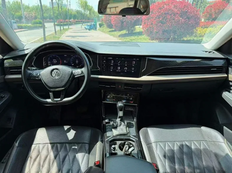 大众帕萨特 后面外观三