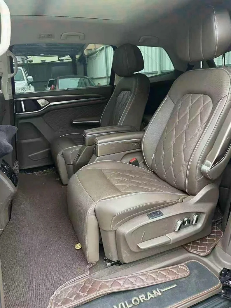 大众威然 内饰前排