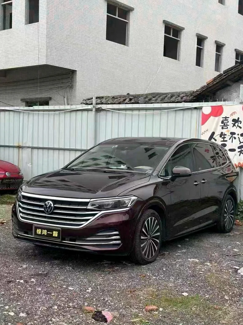 大众威然 正面外观三