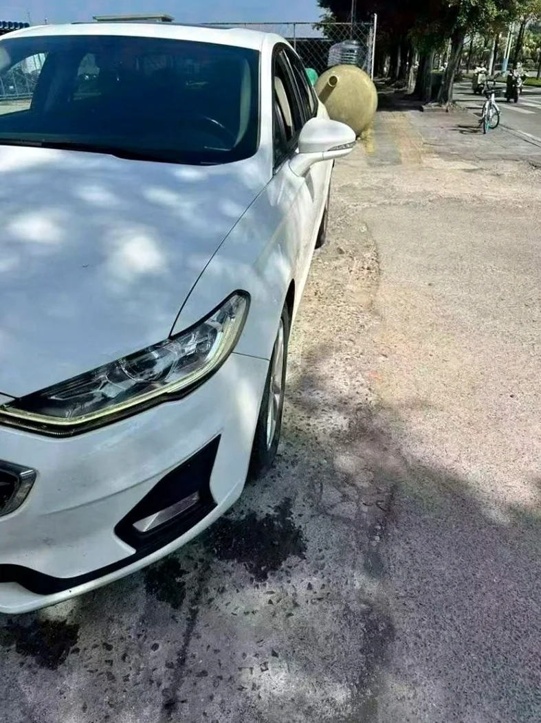 福特蒙迪欧 正面外观二