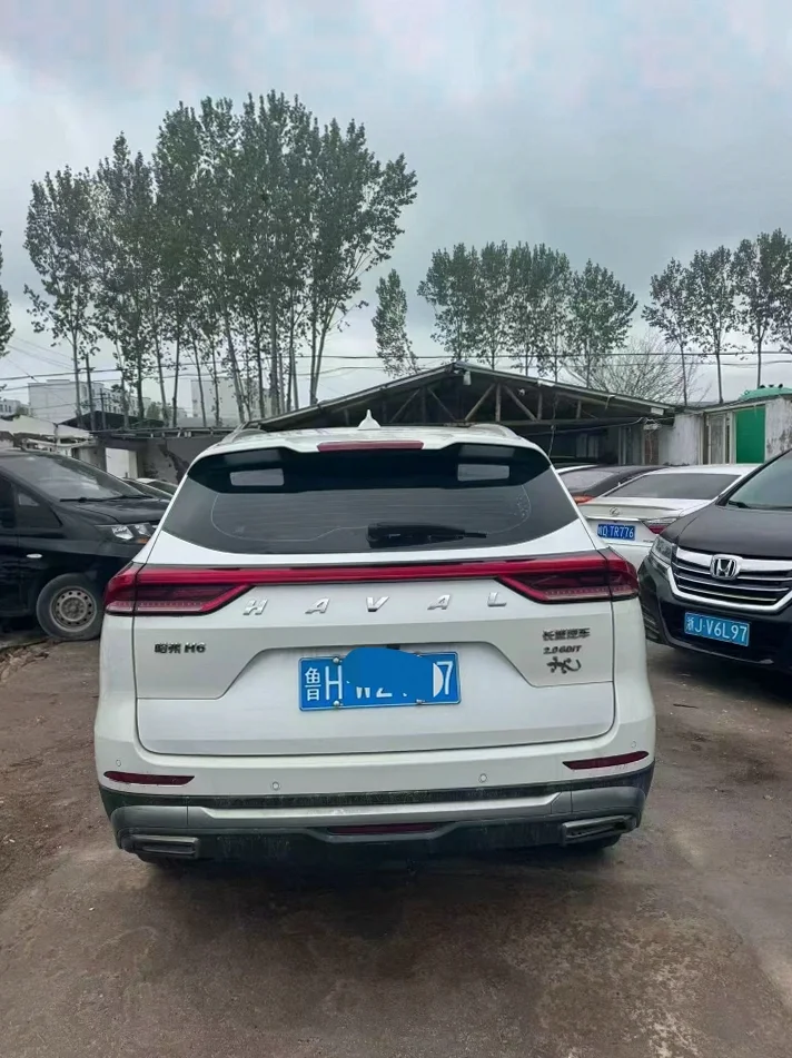 哈弗H6 正面外观二