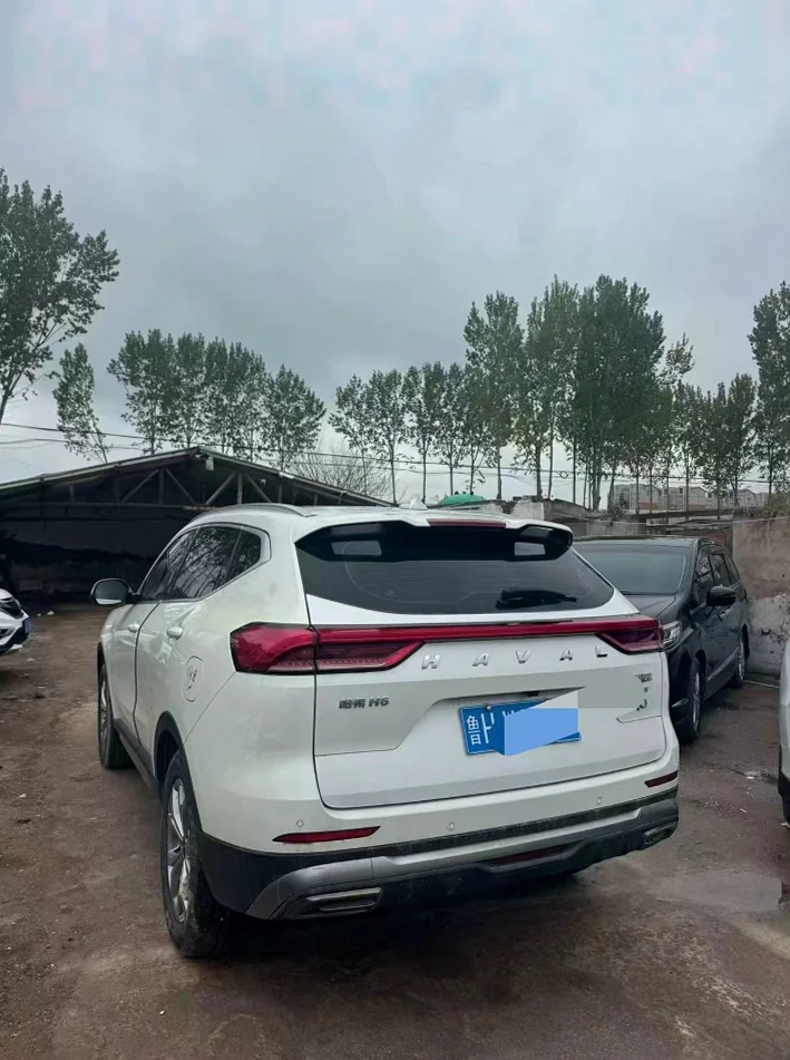 哈弗H6 内饰前排