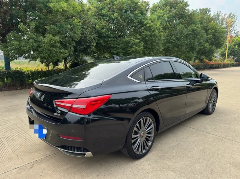 红旗H5 后面外观一