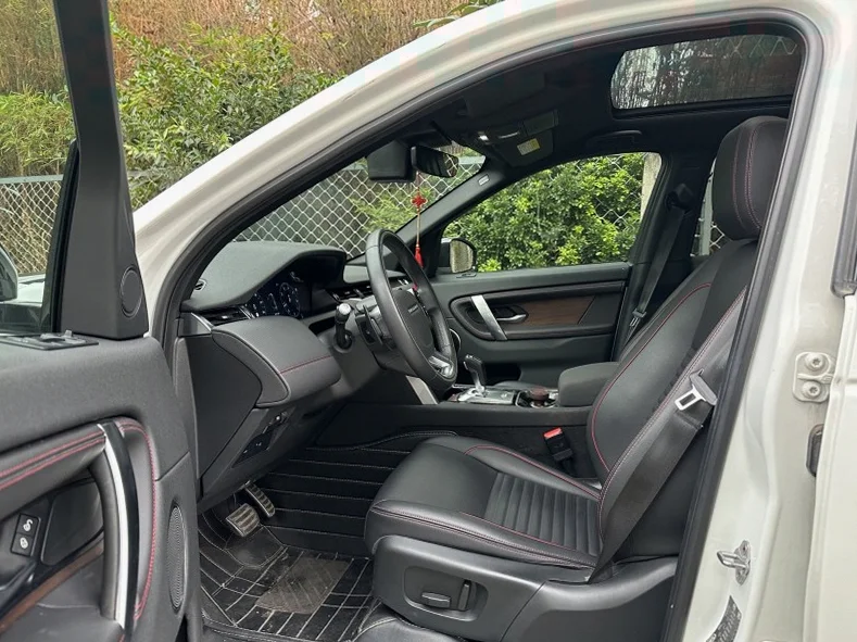 路虎发现神行 后面外观三