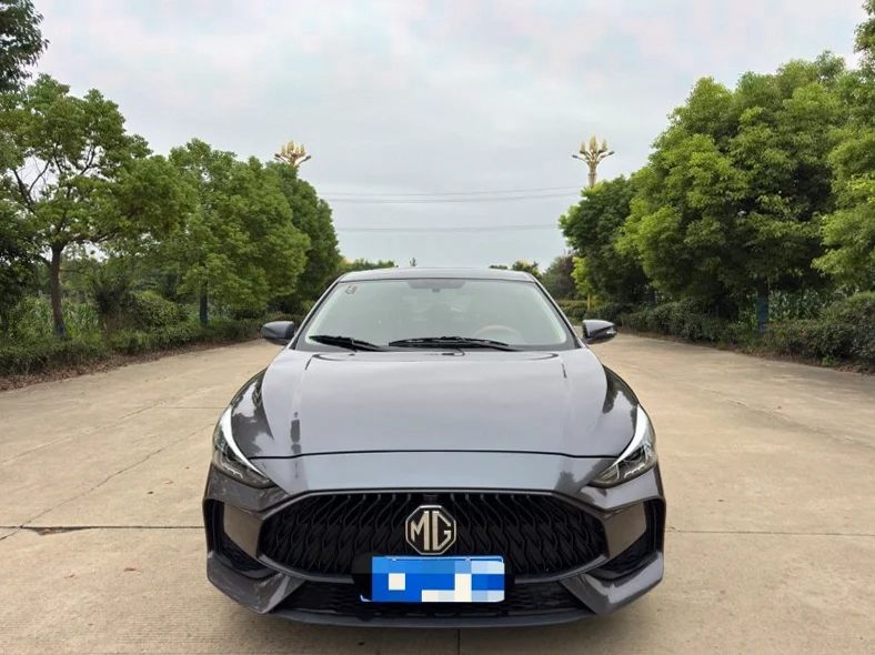 21年名爵5 1.5T自动高配