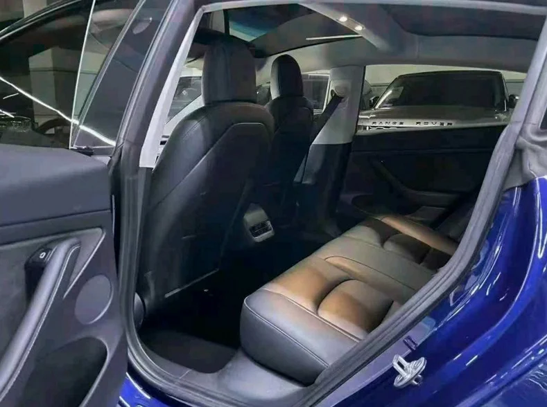 特斯拉MODEL 内饰前排