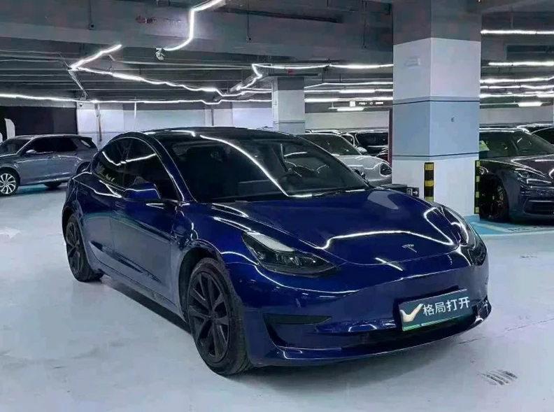 特斯拉MODEL 正面外观二