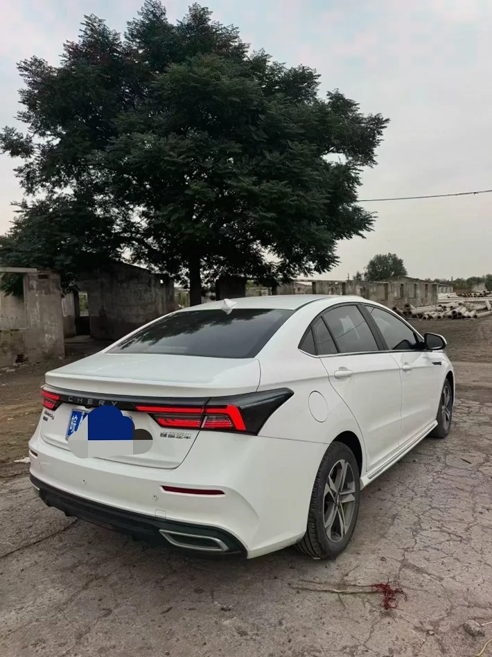 奇瑞艾瑞泽 正面外观二