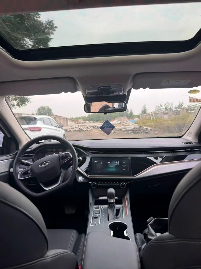 奇瑞艾瑞泽 内饰后排