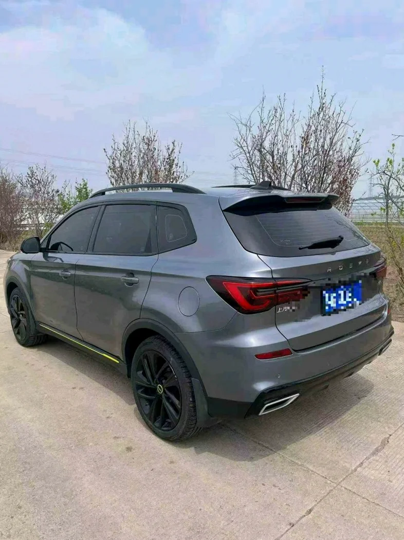 荣威RX5 内饰前排