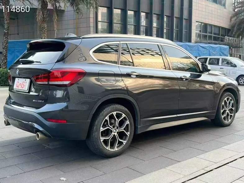 X1宝马 内饰后排