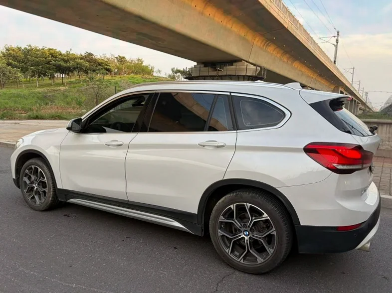 X1宝马 内饰后排