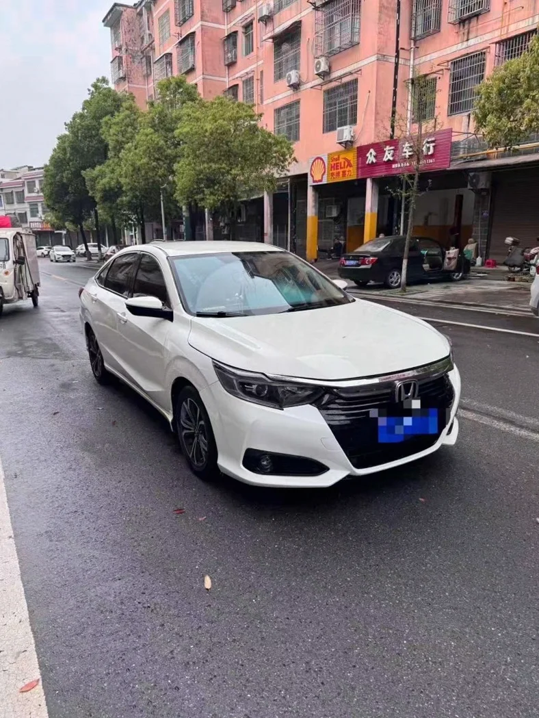 本田凌派 正面外观三