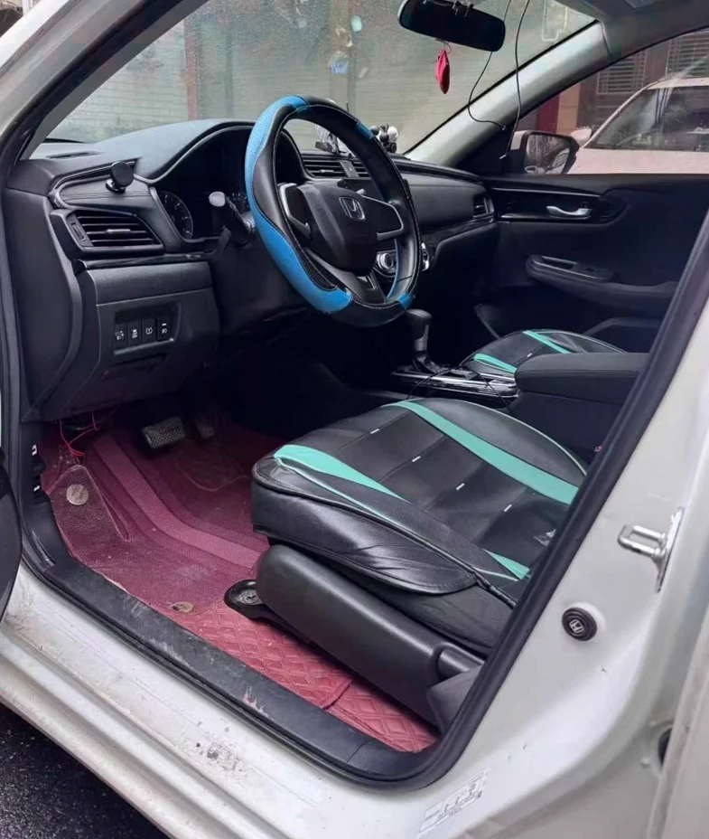 本田凌派 后面外观一