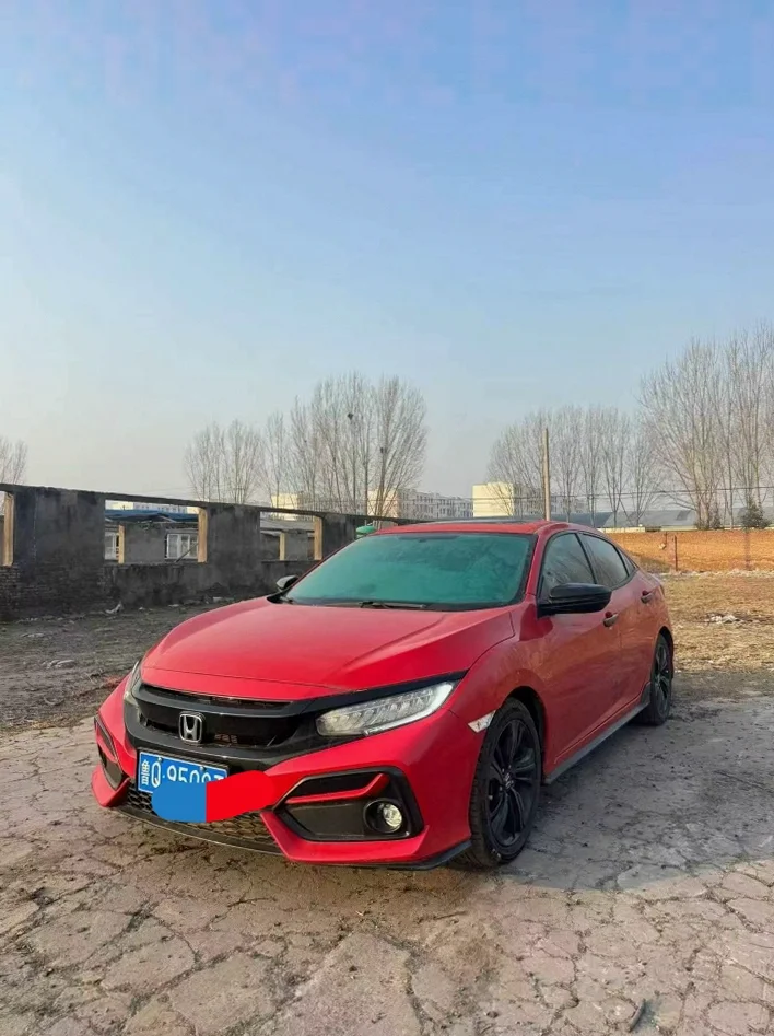 本田思域 正面外观二
