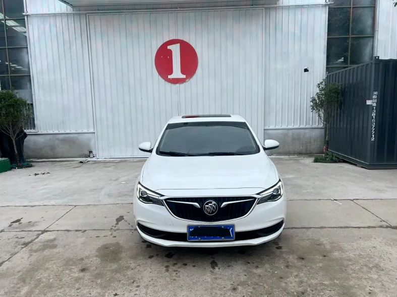 22年别克英朗自动档顶配