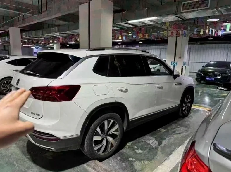 大众探岳 内饰前排