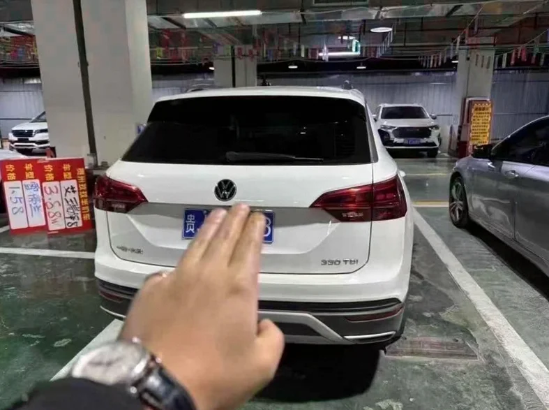 大众探岳 内饰后排