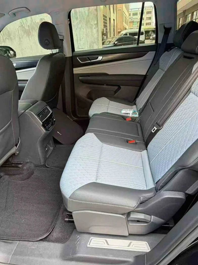 大众途昂 后面外观三