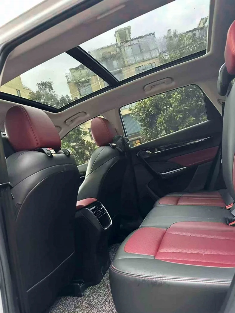 风神东风 正面外观三