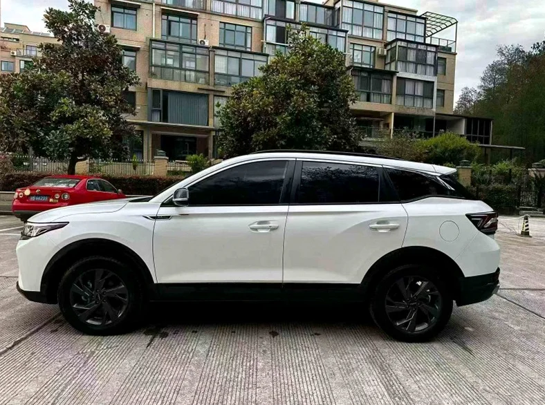 风神东风 后面外观三