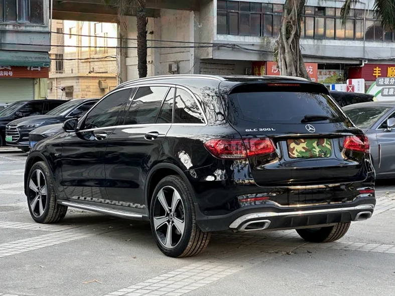 奔驰GLC 内饰前排