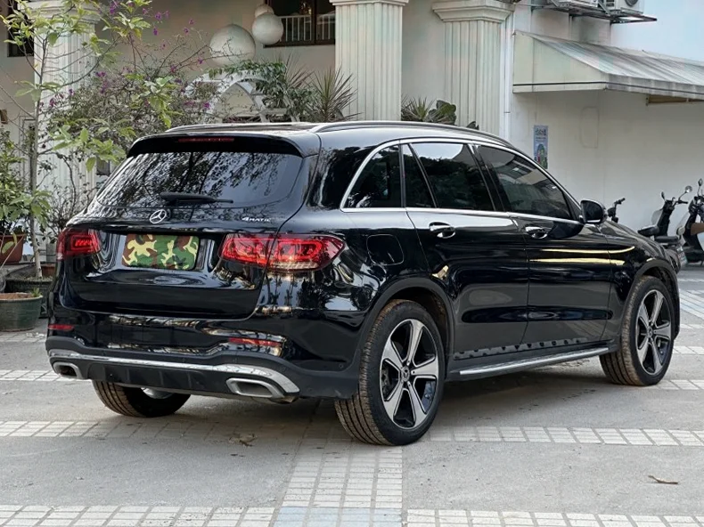 奔驰GLC 内饰后排