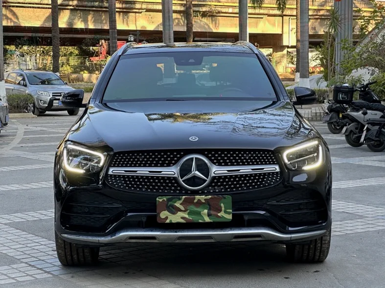 22年奔驰GLC300L豪华型