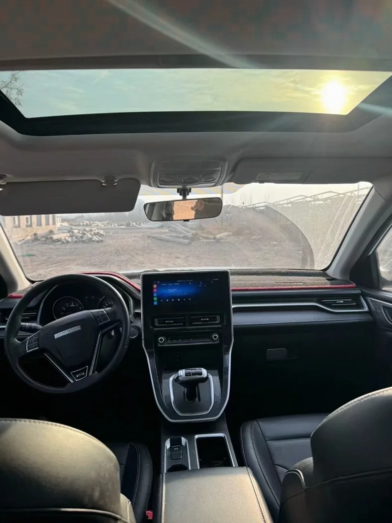 哈弗M6 内饰后排