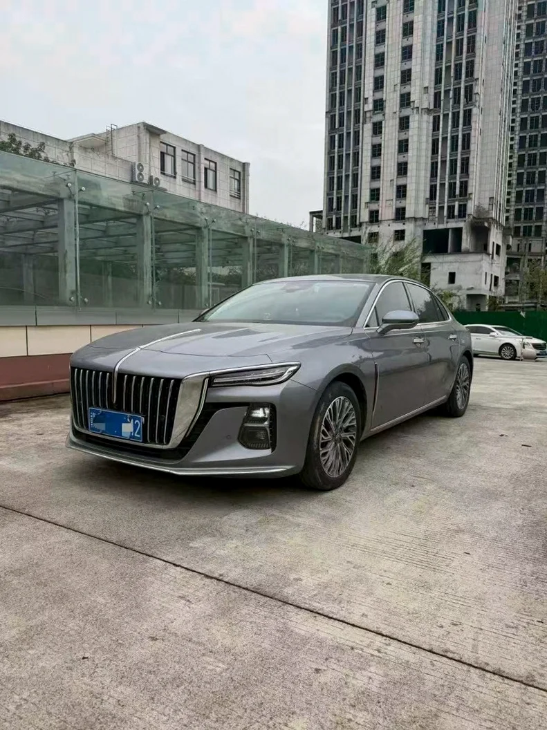 红旗H5 正面外观二