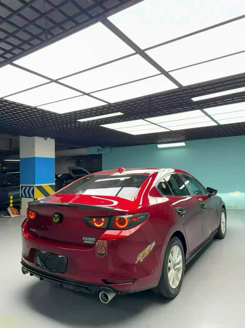 马自达昂克赛拉 驾驶室