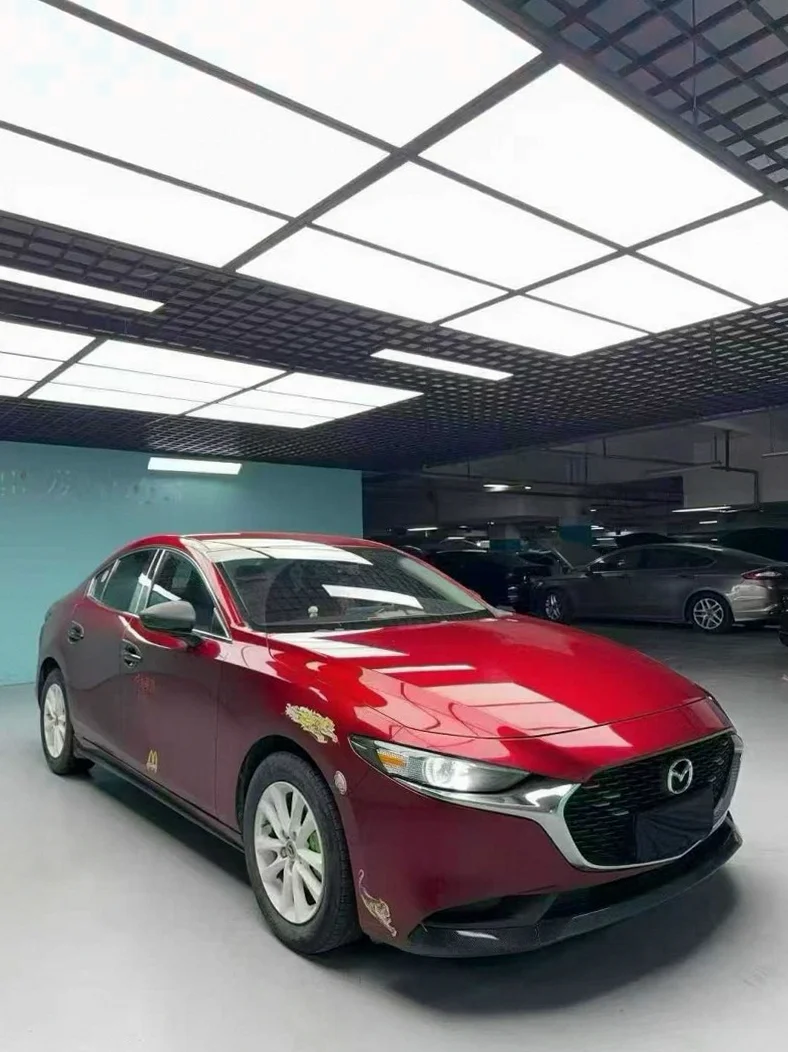 马自达昂克赛拉 正面外观三